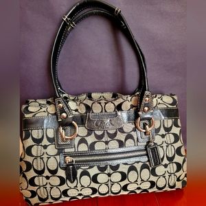 Coach Penelope Signature Logo Shoulder Bag